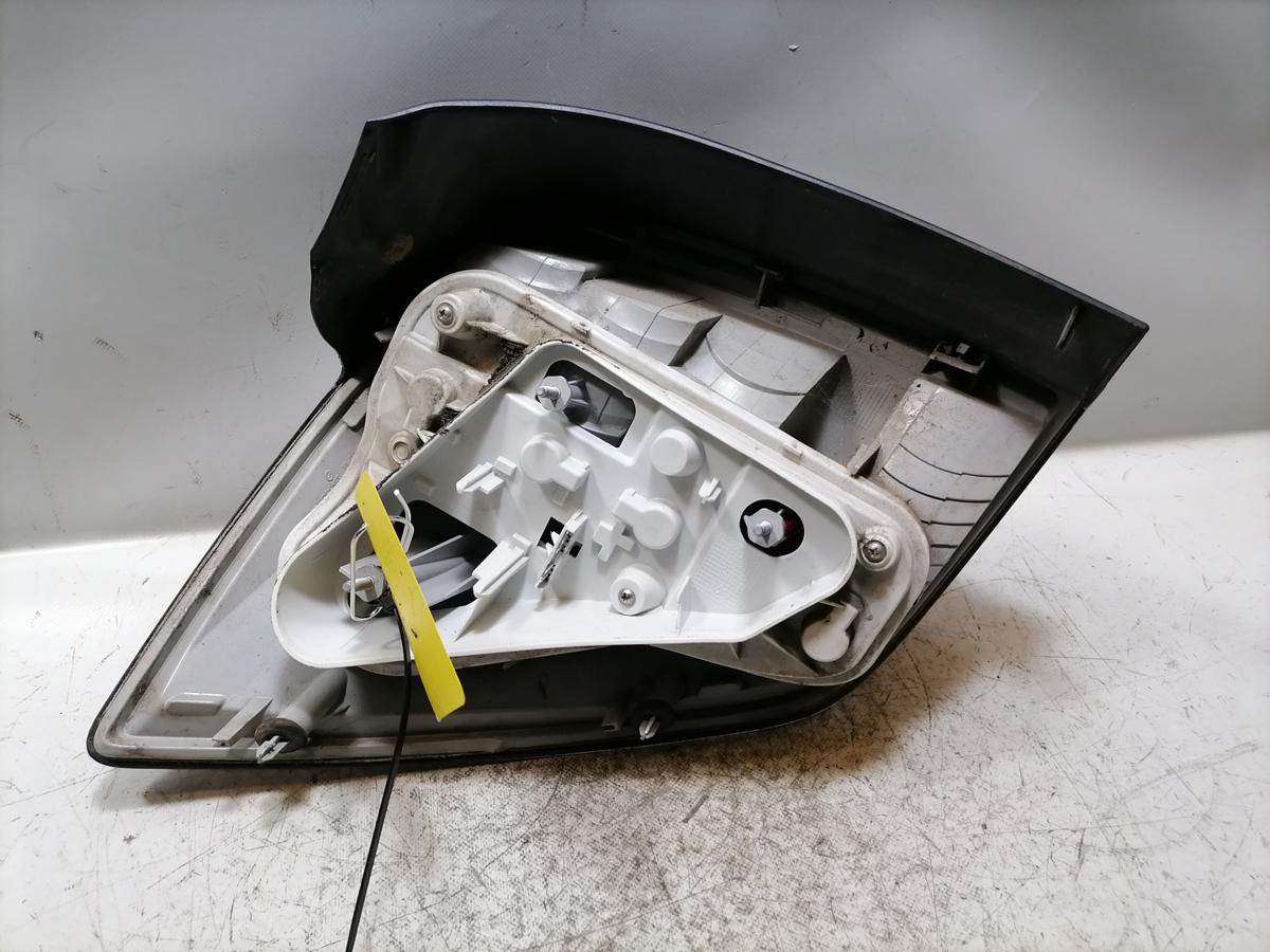 Opel Astra H original R&uuml;cklicht R&uuml;ckleuchte Schlussleuchte links Kombi Facelift Bj.2009